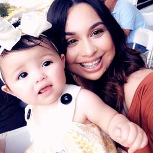 Meet your Posher, Fabiola